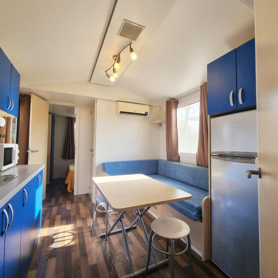 Bungalow Nomad Felicitat Βίλα L' Escala Εξωτερικό φωτογραφία