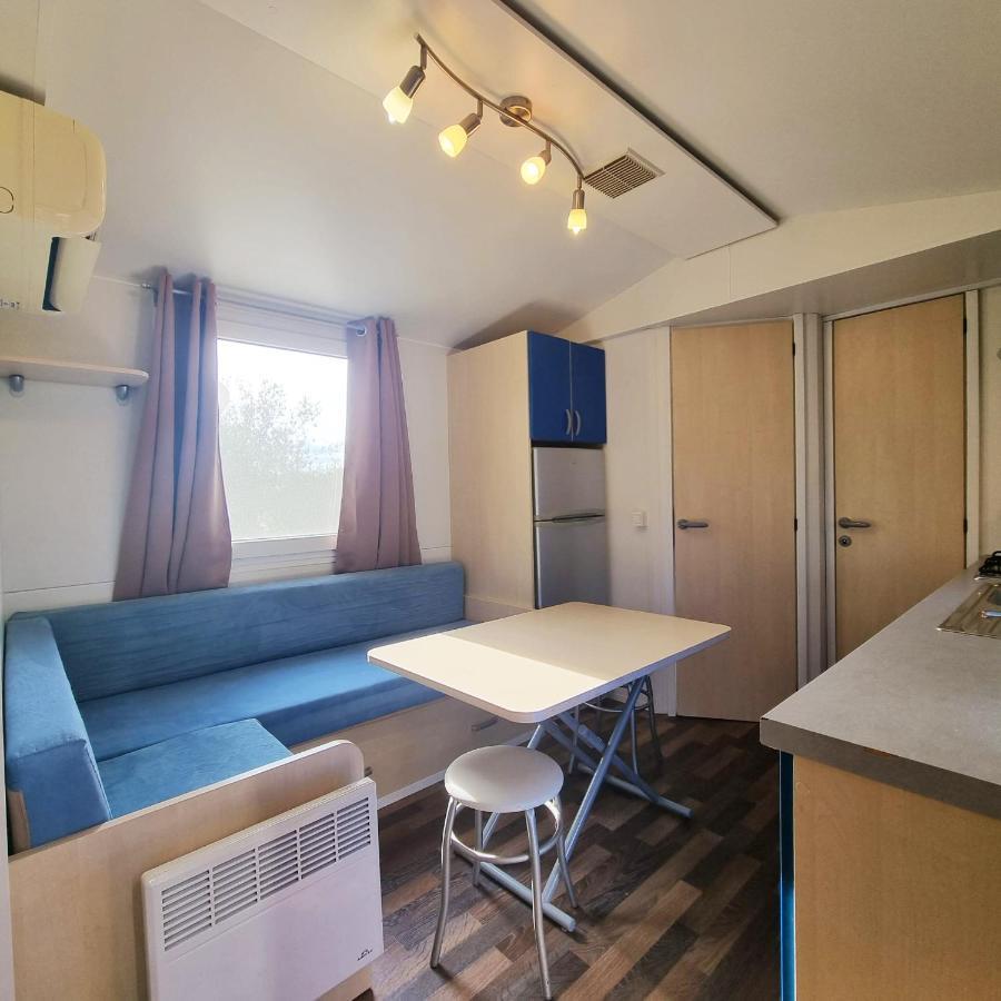 Bungalow Nomad Felicitat Βίλα L' Escala Εξωτερικό φωτογραφία
